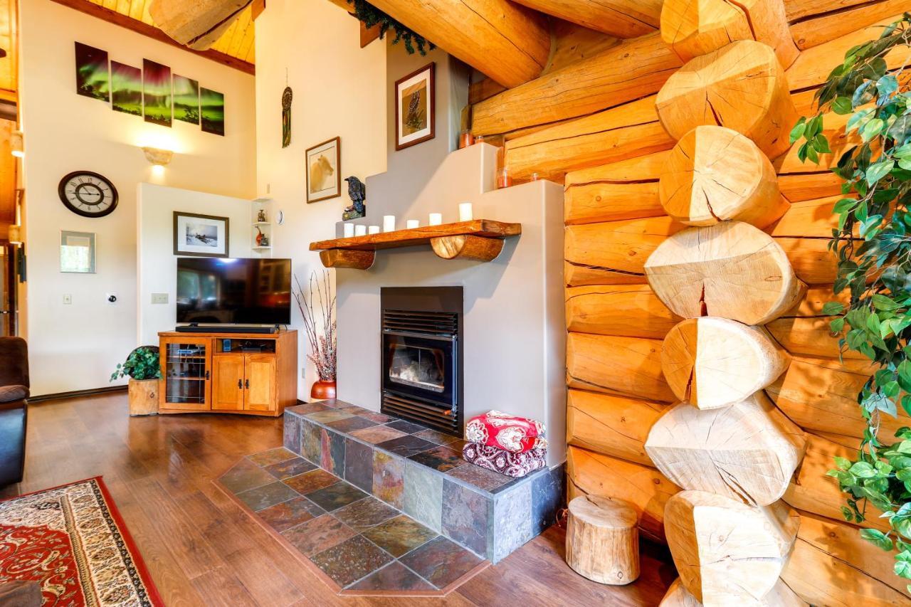 Riverside Log Cabin On-Site Aurora Viewing! North Pole Bagian luar foto