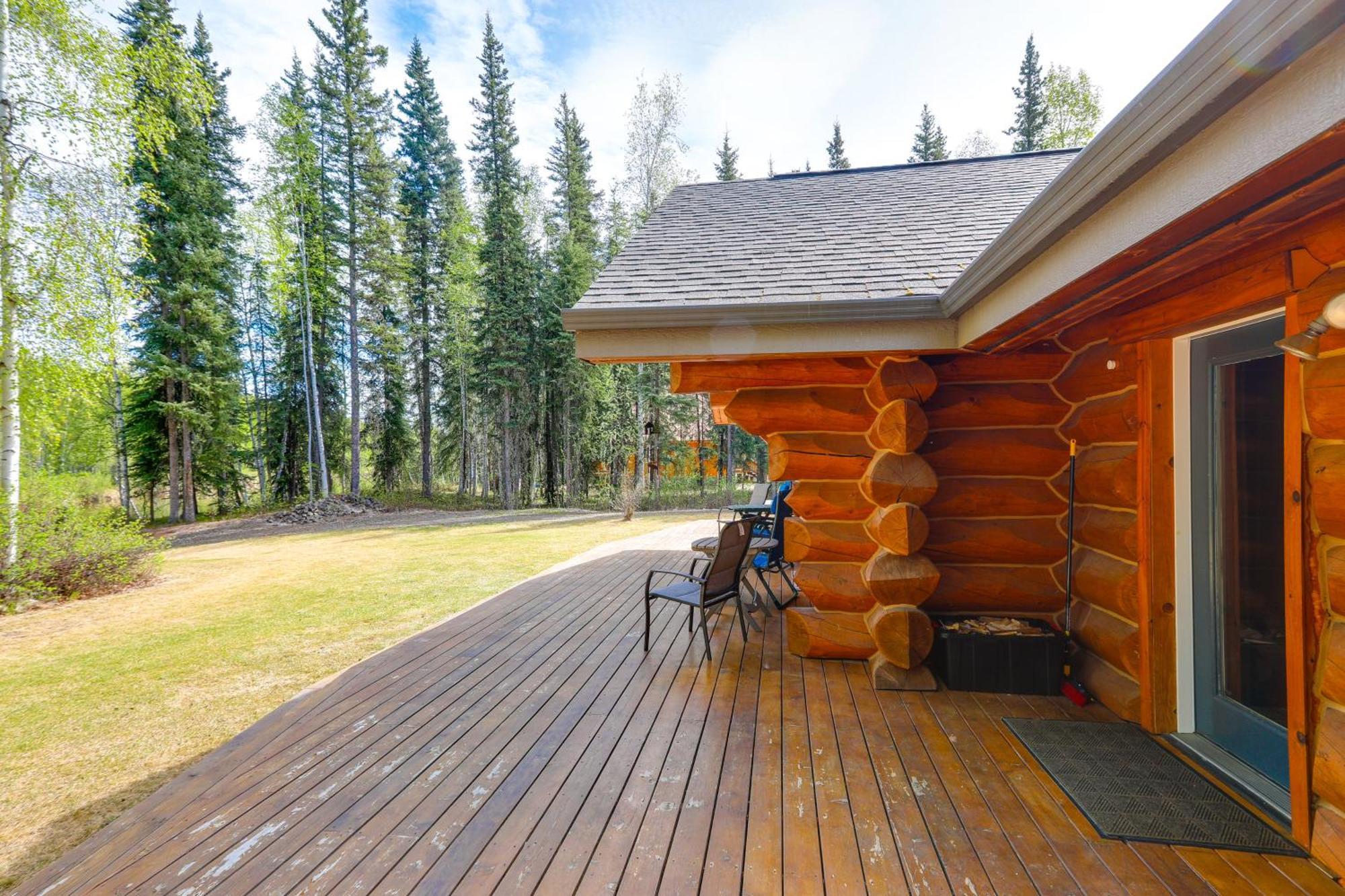 Riverside Log Cabin On-Site Aurora Viewing! North Pole Bagian luar foto